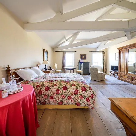 Chateau Du Tertre Guest house *