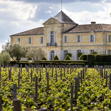 Guest house Chateau Du Tertre 4*