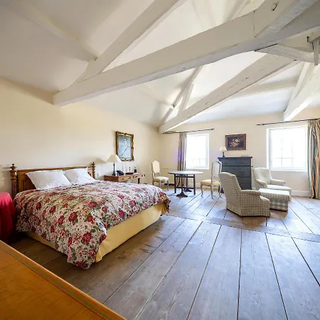 Chateau Du Tertre 4* Arsac