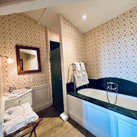Chateau Du Tertre Guest house Arsac