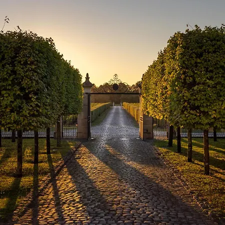 Chateau Du Tertre 4* Arsac