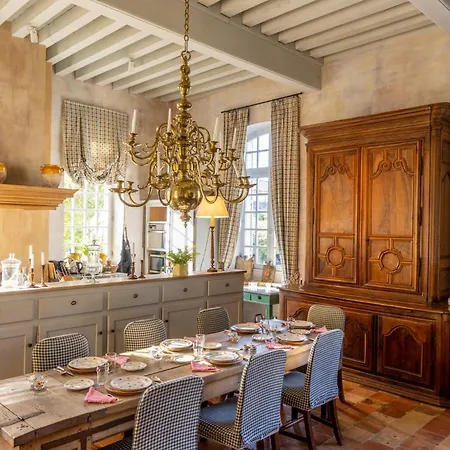 Chateau Du Tertre 4*
