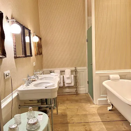 Chateau Du Tertre 4*