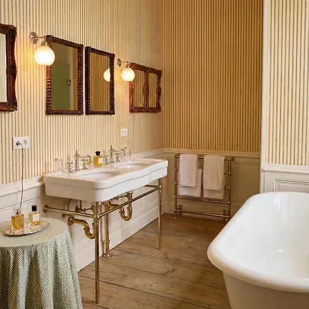 Guest house Chateau Du Tertre 4*