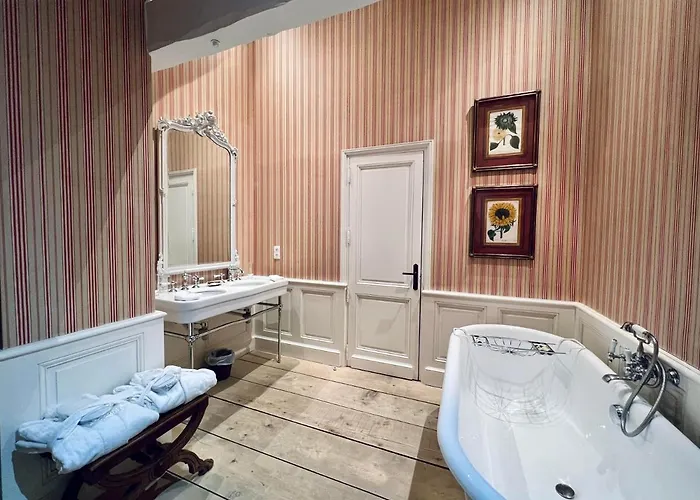 Chateau Du Tertre Gasthof 4*