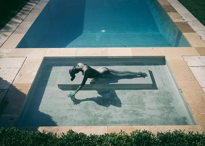 Chateau Du Tertre Guest house